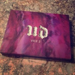 Urban Decay Vice 2 Eyeshadow Palette
